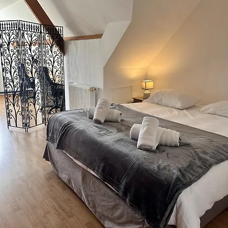 Dom wakacyjny Le Petit Paradis Confort Avec Piscine Exterieure *