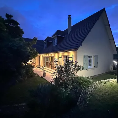 Le Petit Paradis Confort Avec Piscine Exterieure