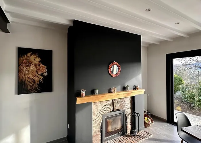 Le Petit Paradis Confort Avec Piscine Exterieure Holiday home