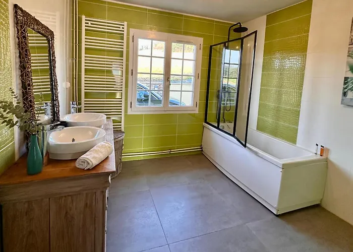 Le Petit Paradis Confort Avec Piscine Exterieure